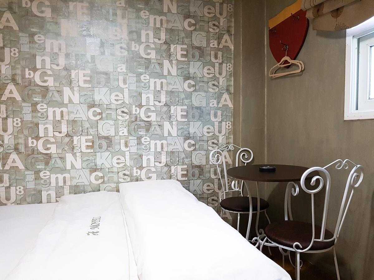 Gumi A Motel Exteriör bild