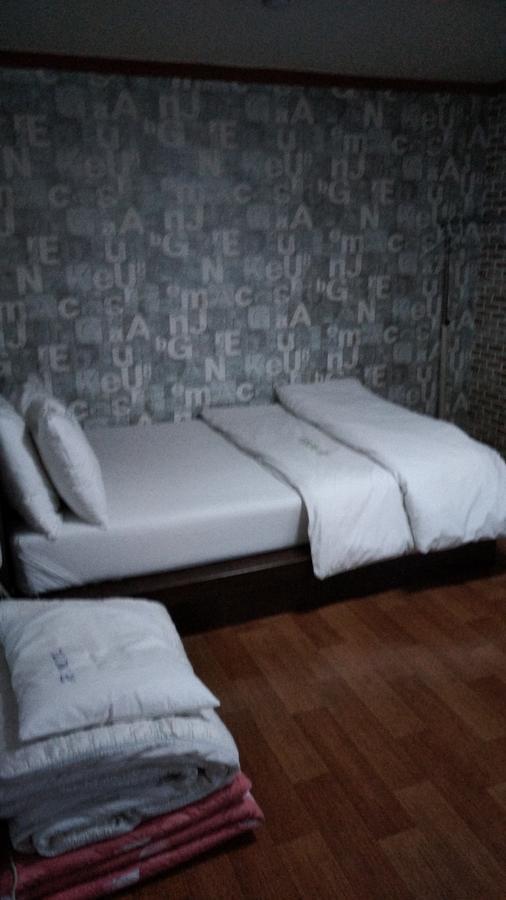 Gumi A Motel Exteriör bild